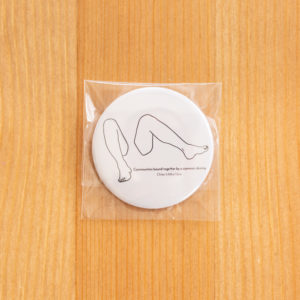 Tin badge - Open -